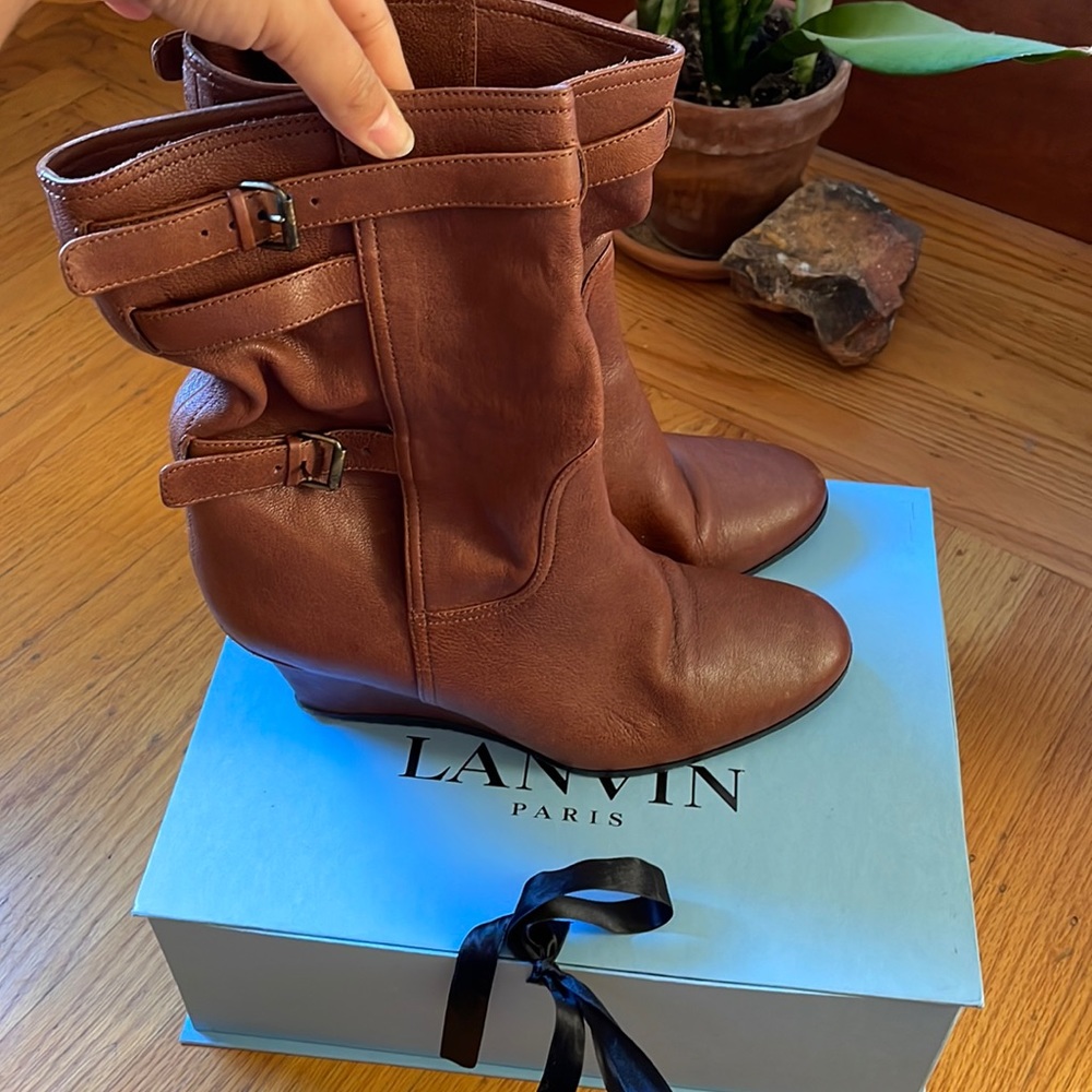 Lanvin tan wedge boots w/original box & dust bags